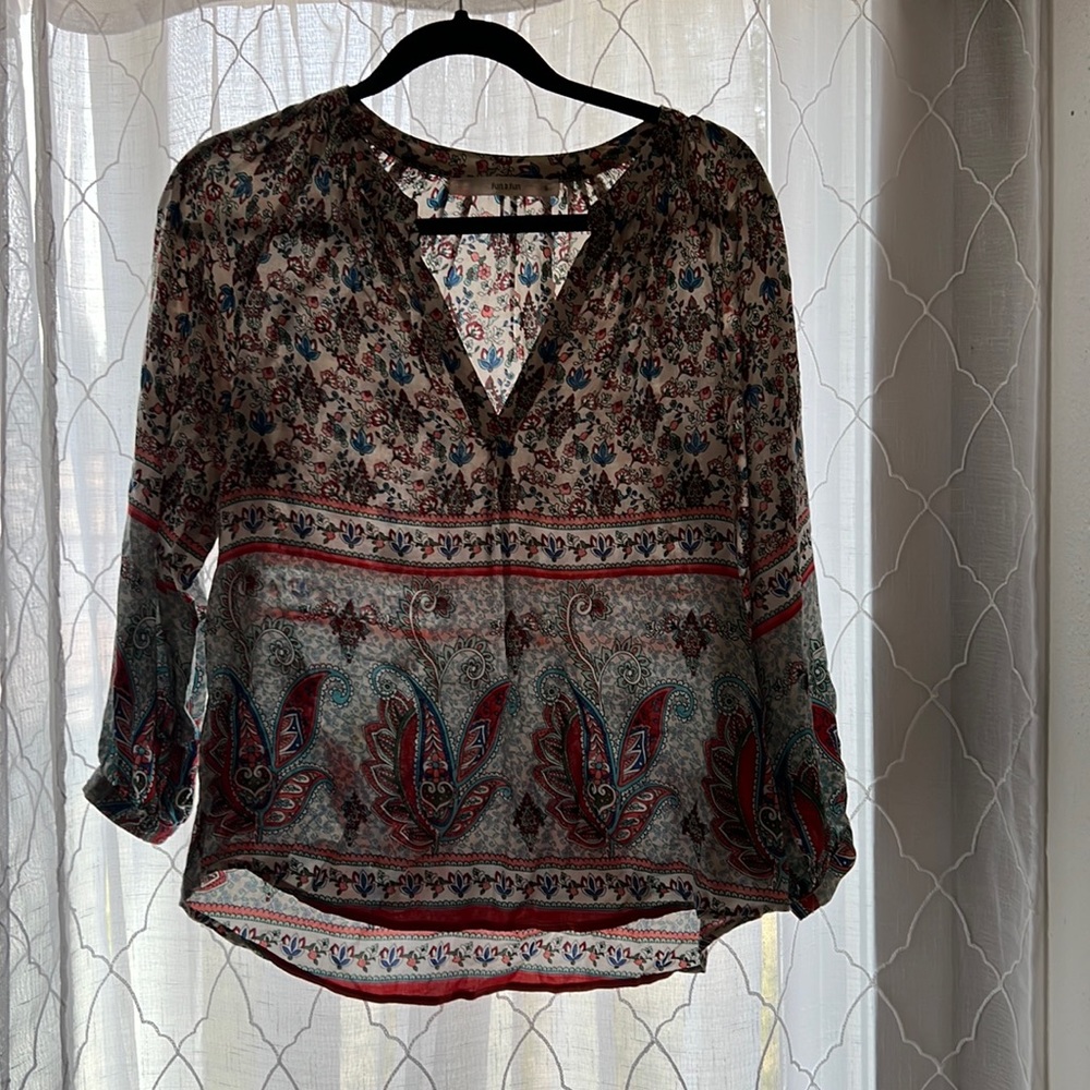 3/4 sleeve, lightweight top